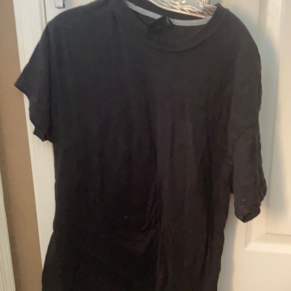 FINAL MARKDOWN MEN’S X-temp tee large